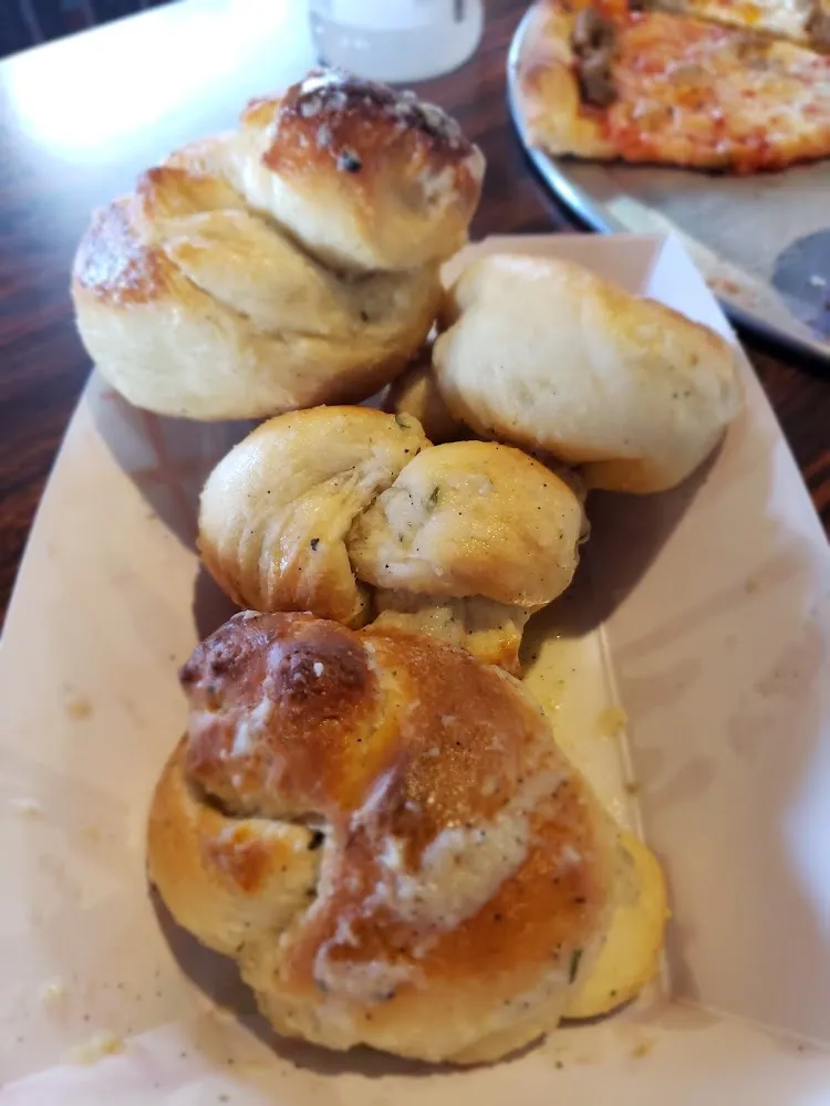 Garlic Knotts